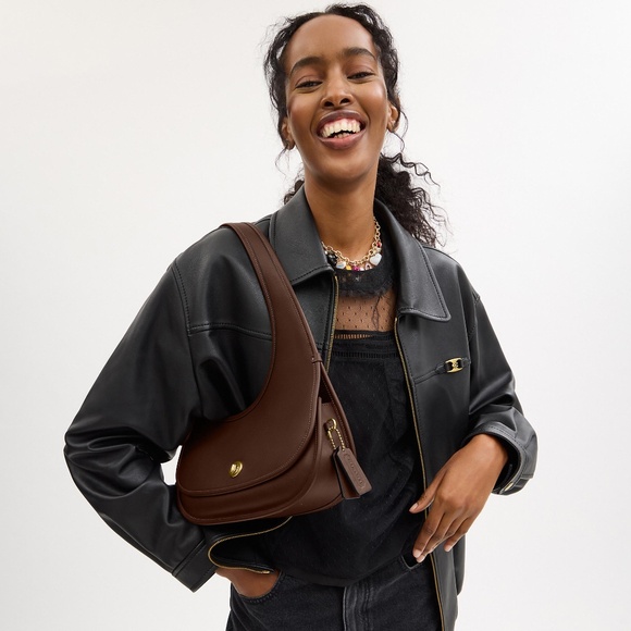 Cashin Carry Crescent Bag - Picture 3 of 7